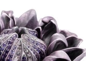 jewel flower - Jewelry as Art