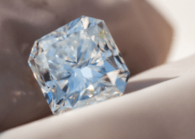 taking diamond out of the ring