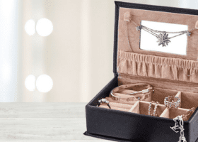 parting ways with jewelry from a broken marriage